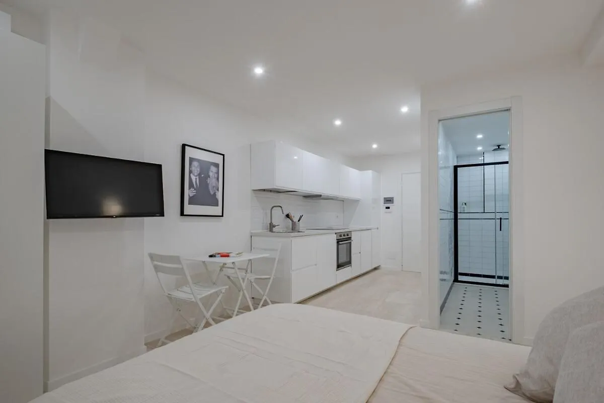 Smart Studio Apartment In Roma